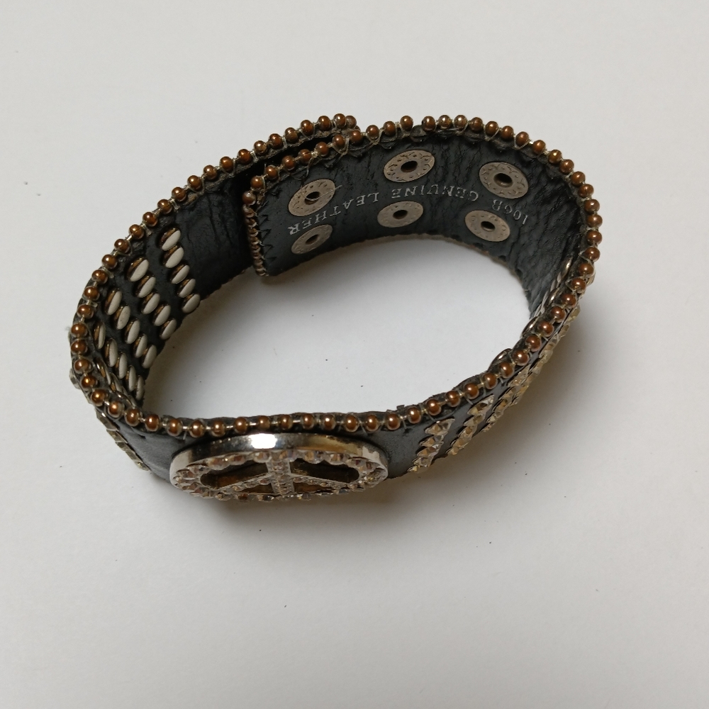Black Rhinestone Peace Sign Wristband - Picture 6 of 14